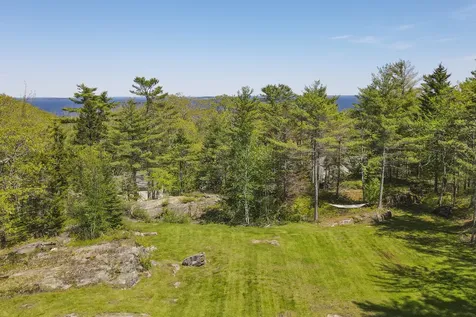 168 Chestnut Street Camden ME 04843