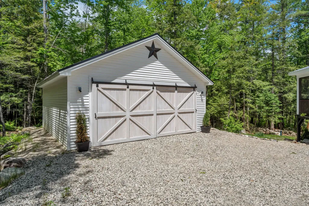 39 Holly Loop Bridgton ME 04009