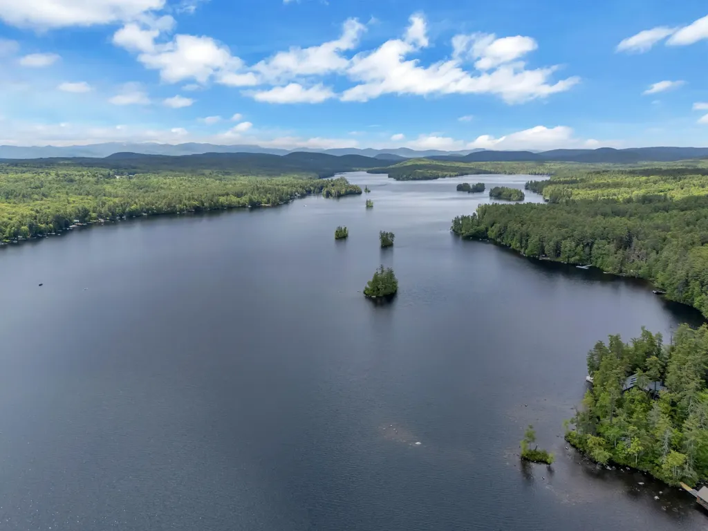 39 Holly Loop Bridgton ME 04009