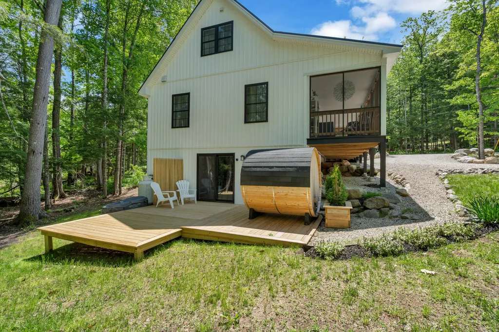 39 Holly Loop Bridgton ME 04009