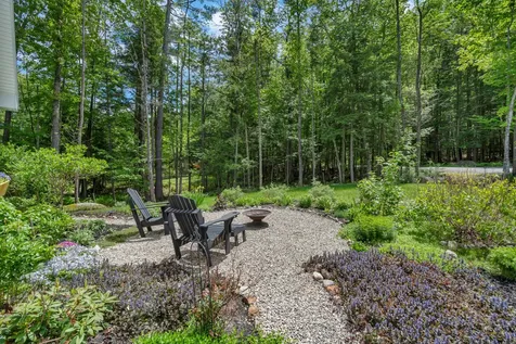 39 Holly Loop Bridgton ME 04009