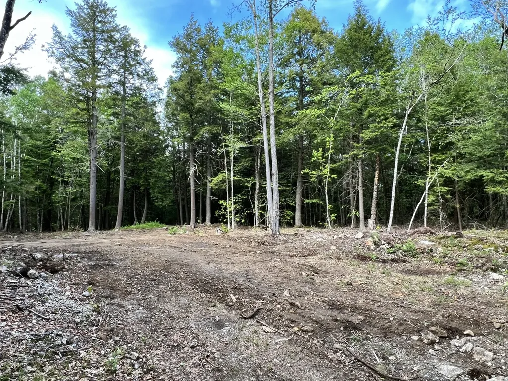 139A Pratt Road Bowdoinham ME 04008