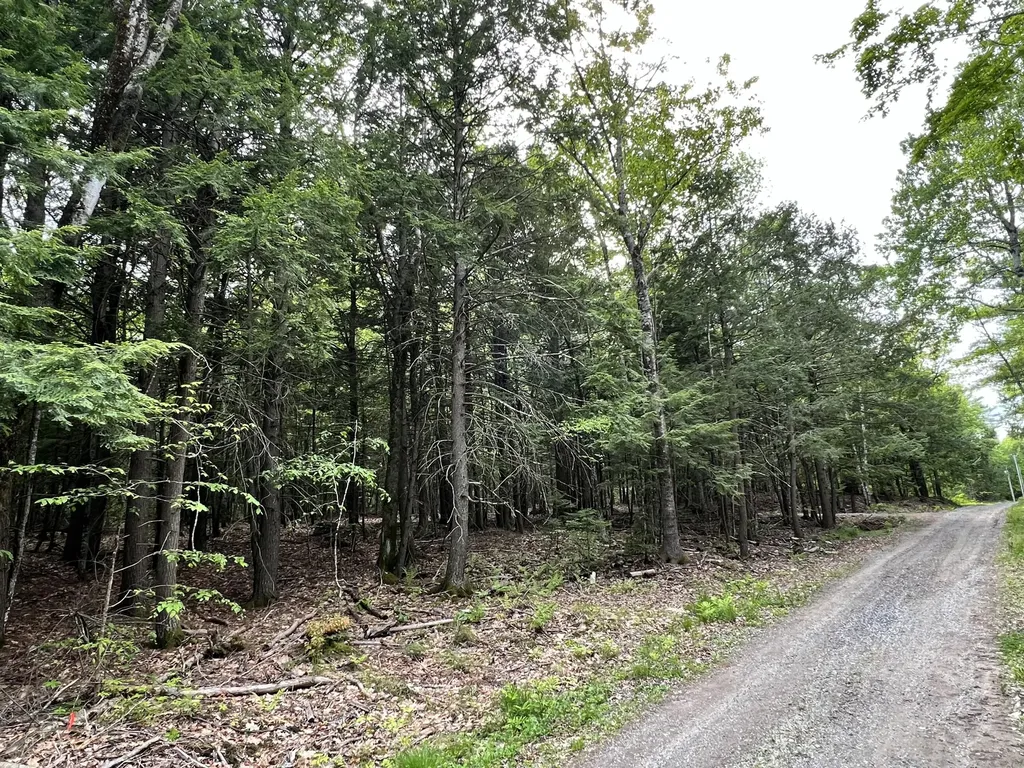 139A Pratt Road Bowdoinham ME 04008