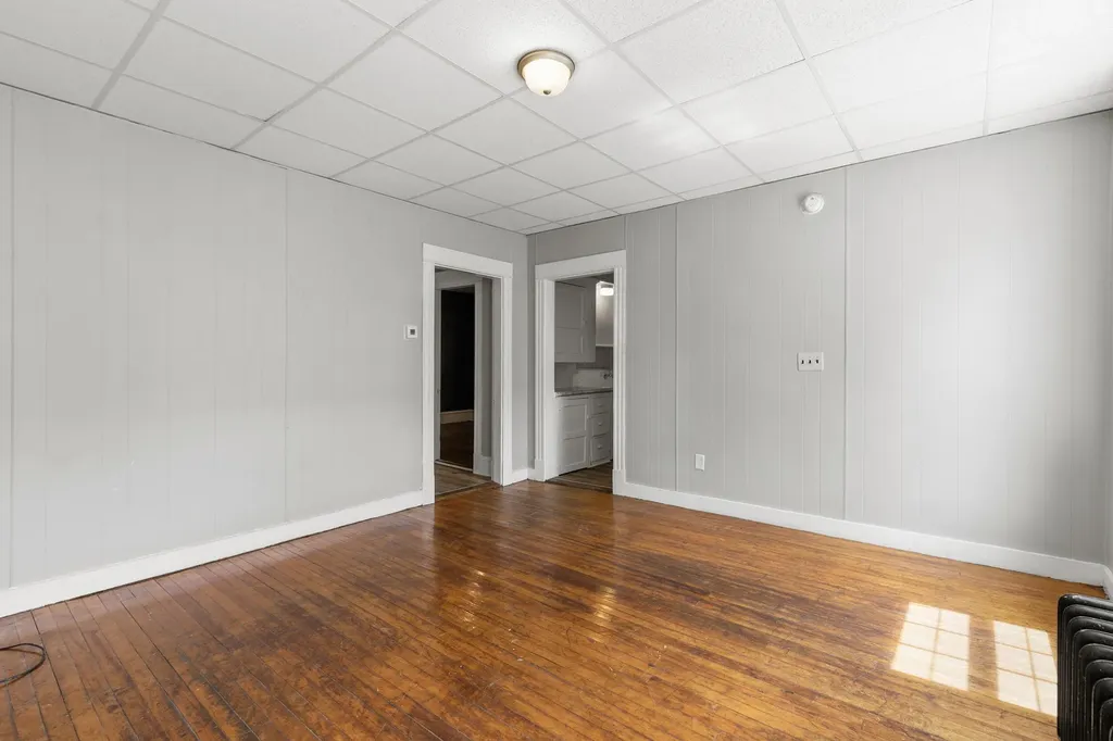 78 Howard Street Lewiston ME 04240