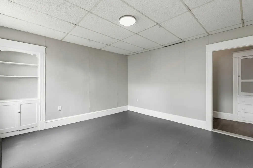 78 Howard Street Lewiston ME 04240