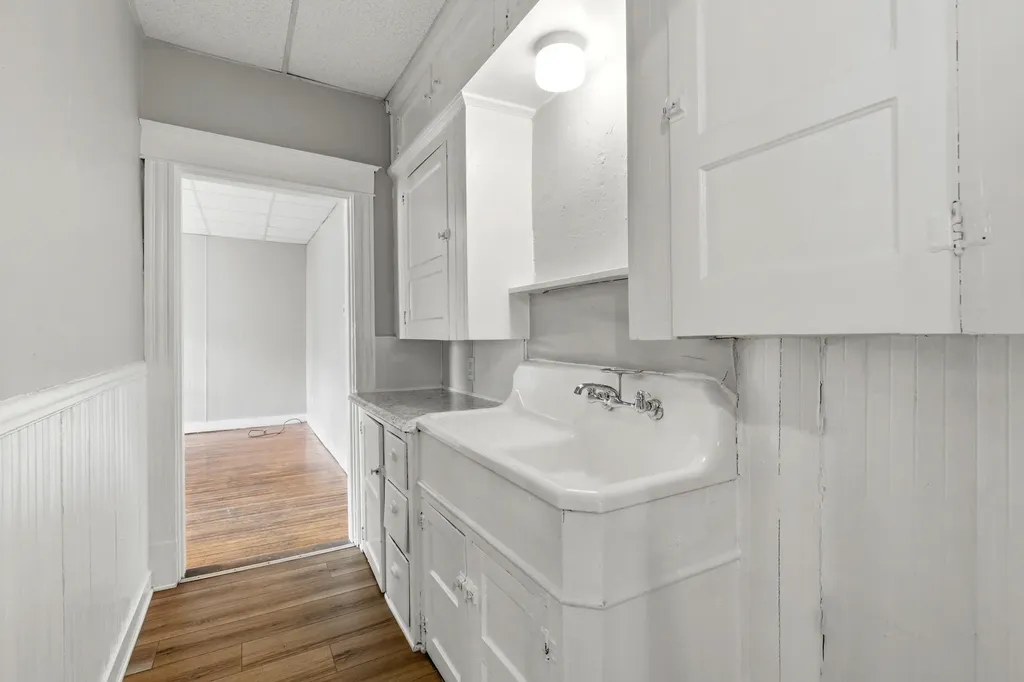 78 Howard Street Lewiston ME 04240