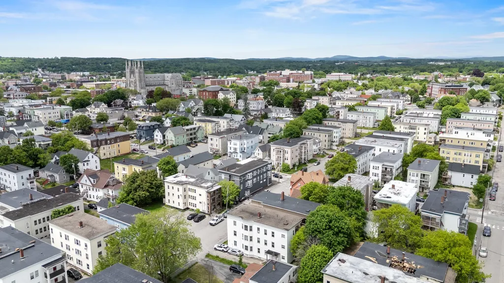 78 Howard Street Lewiston ME 04240
