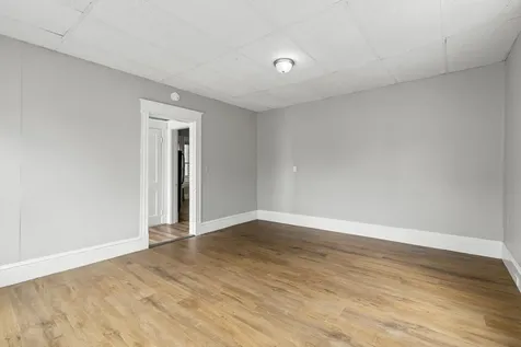 78 Howard Street Lewiston ME 04240