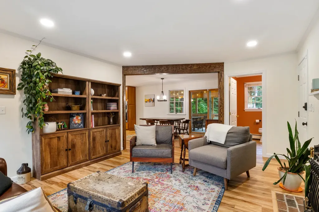 23 Meredith Drive Brunswick ME 04011