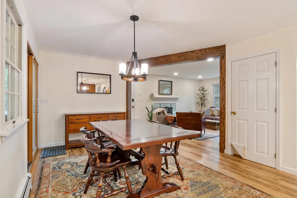 23 Meredith Drive Brunswick ME 04011