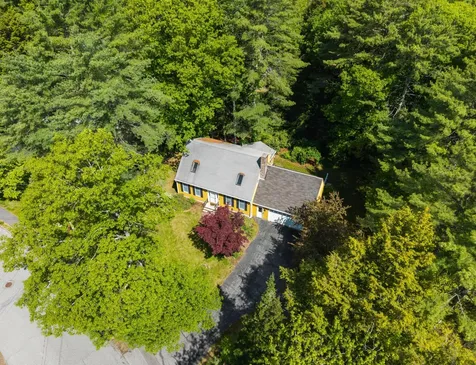 23 Meredith Drive Brunswick ME 04011