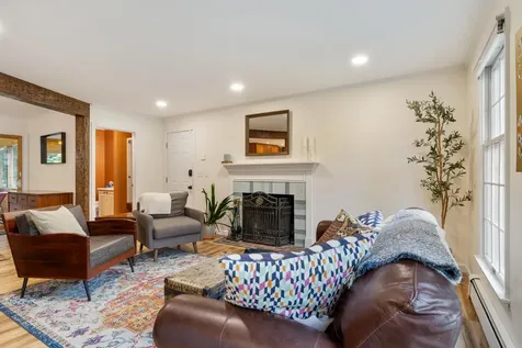 23 Meredith Drive Brunswick ME 04011