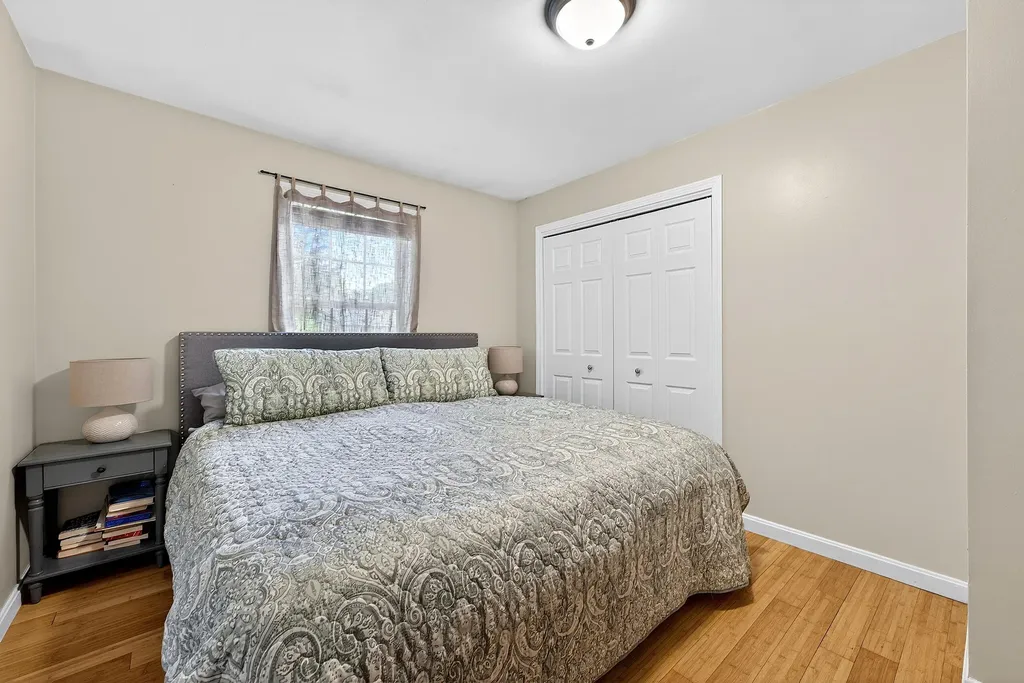 13 Crabtree Drive Topsham ME 04086