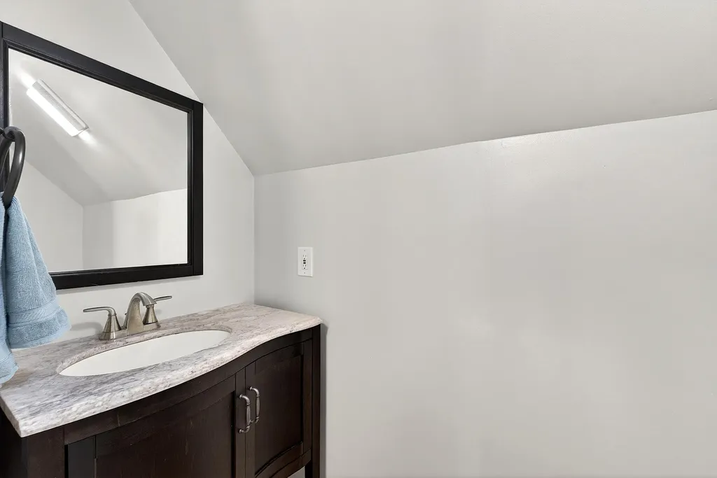 13 Crabtree Drive Topsham ME 04086