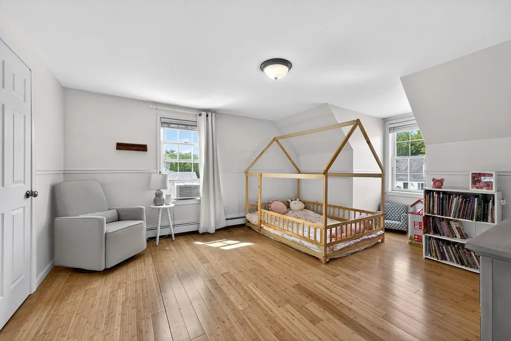 13 Crabtree Drive Topsham ME 04086