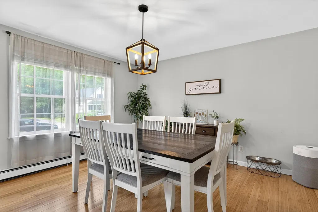 13 Crabtree Drive Topsham ME 04086