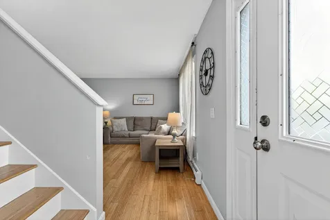 13 Crabtree Drive Topsham ME 04086