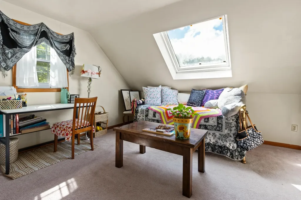 2 Ashbourne Court South Portland ME 04106