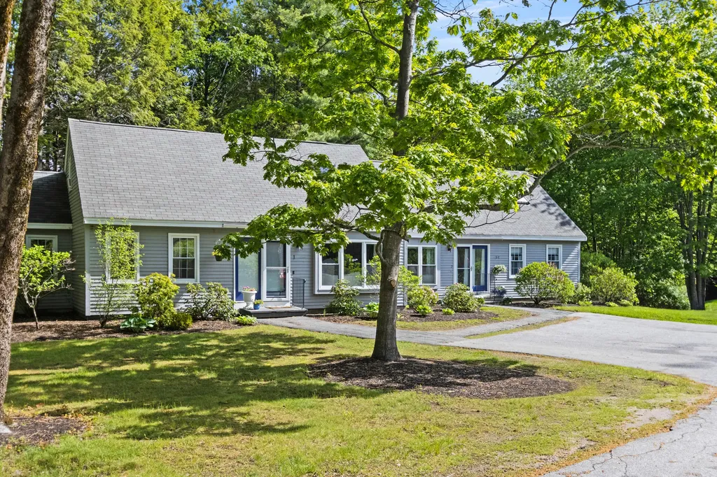2 Ashbourne Court South Portland ME 04106