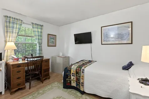 2 Ashbourne Court South Portland ME 04106