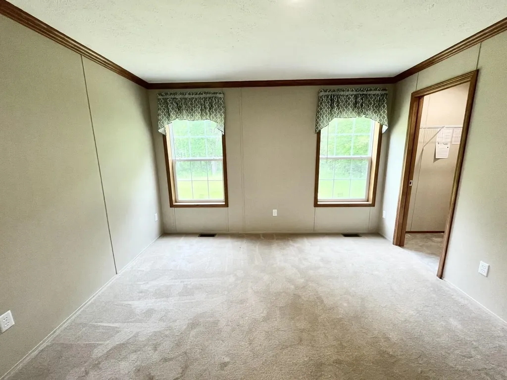 925 Brunswick Road Richmond ME 04357