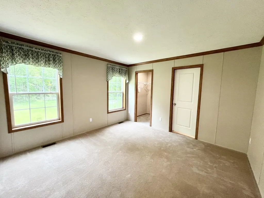 925 Brunswick Road Richmond ME 04357