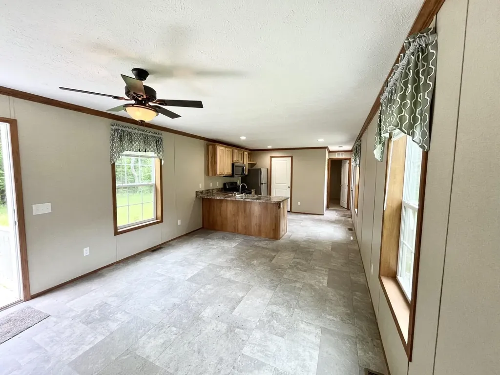 925 Brunswick Road Richmond ME 04357