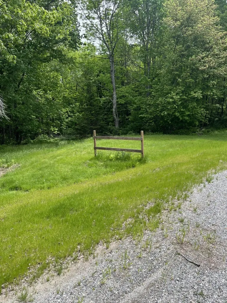 925 Brunswick Road Richmond ME 04357