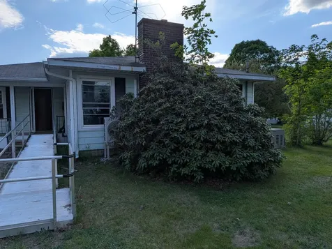 173 Elm Street Mechanic Falls ME 04256