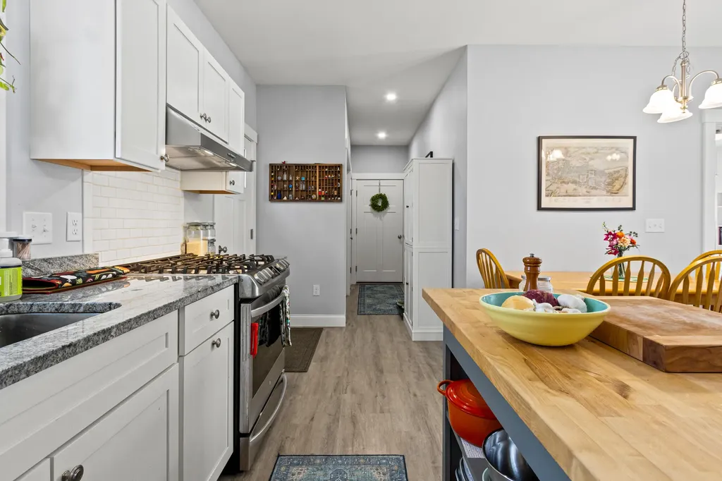 699 Beech Hill Road Auburn ME 04210