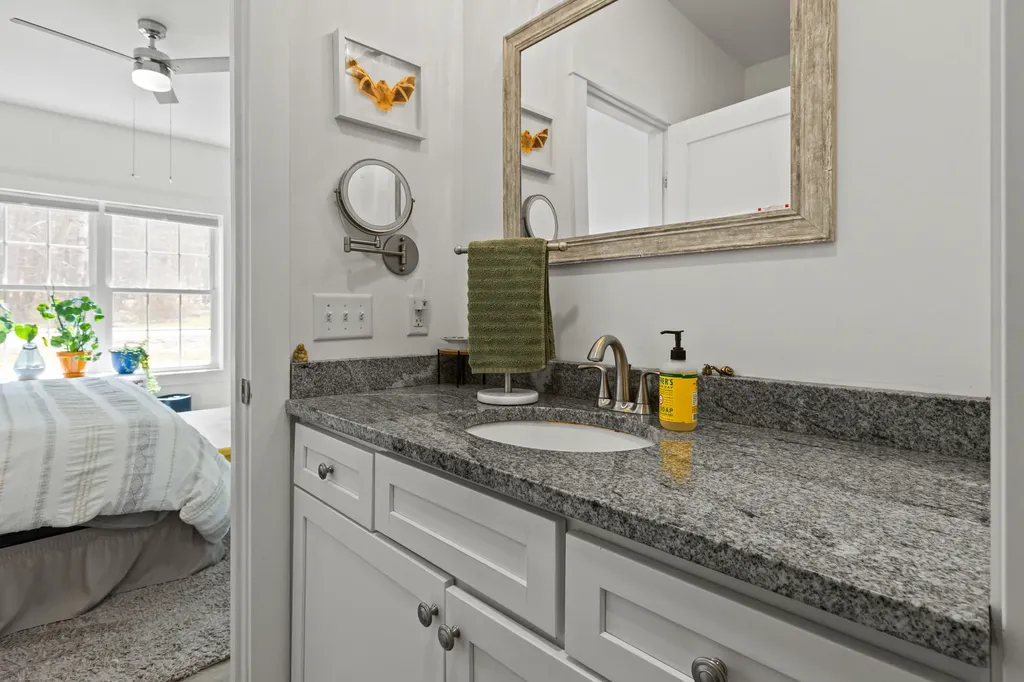 699 Beech Hill Road Auburn ME 04210