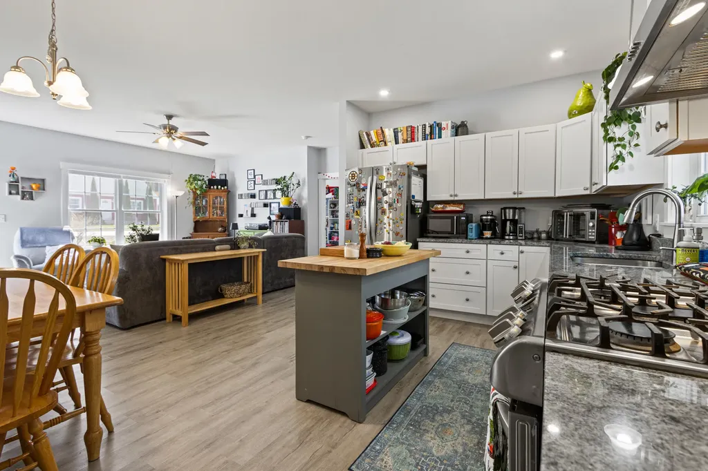 699 Beech Hill Road Auburn ME 04210