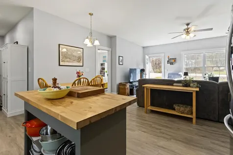 699 Beech Hill Road Auburn ME 04210