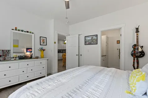 699 Beech Hill Road Auburn ME 04210