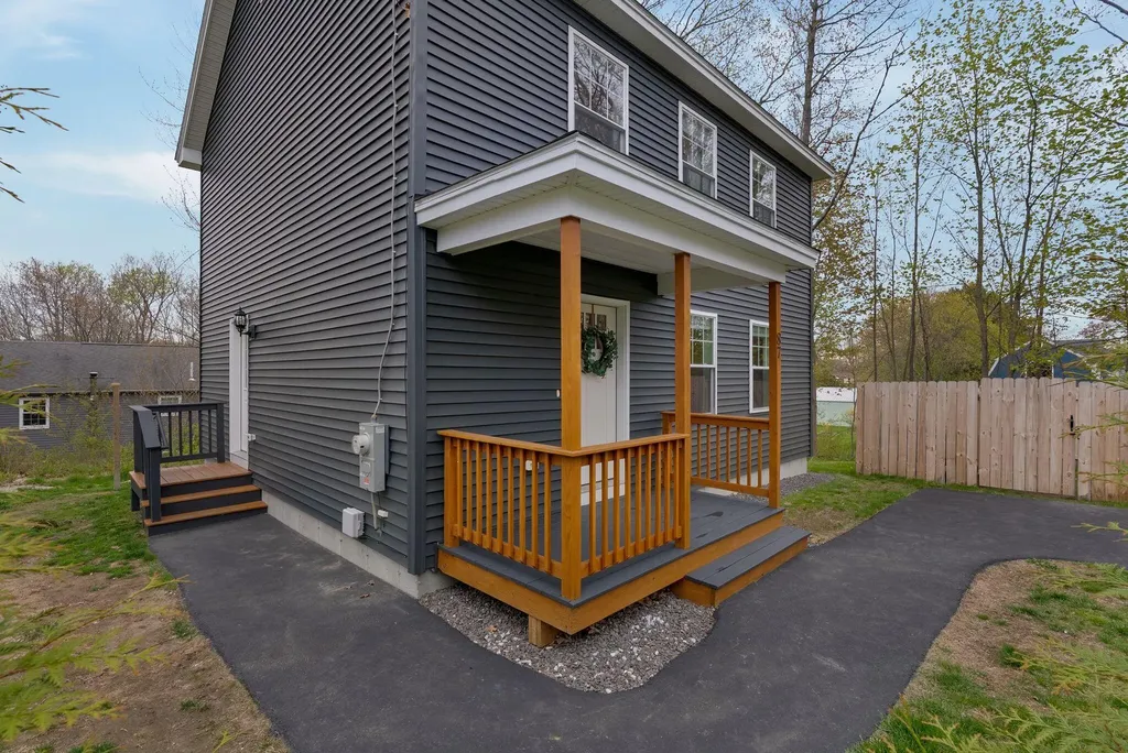 87 Chesley Avenue Portland ME 04103