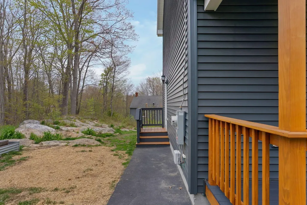 87 Chesley Avenue Portland ME 04103