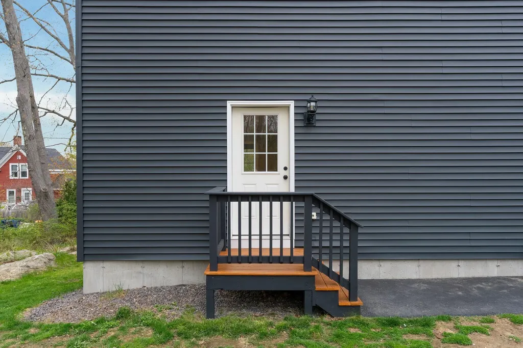 87 Chesley Avenue Portland ME 04103