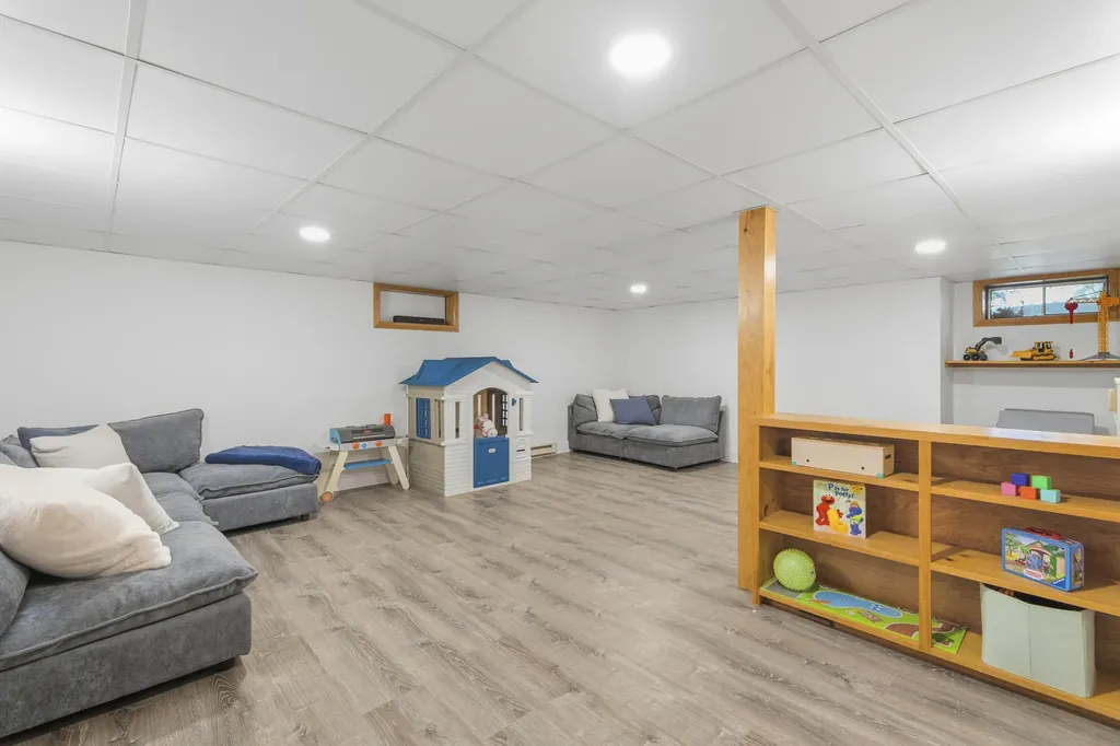 5 Beech Drive Brunswick ME 04011