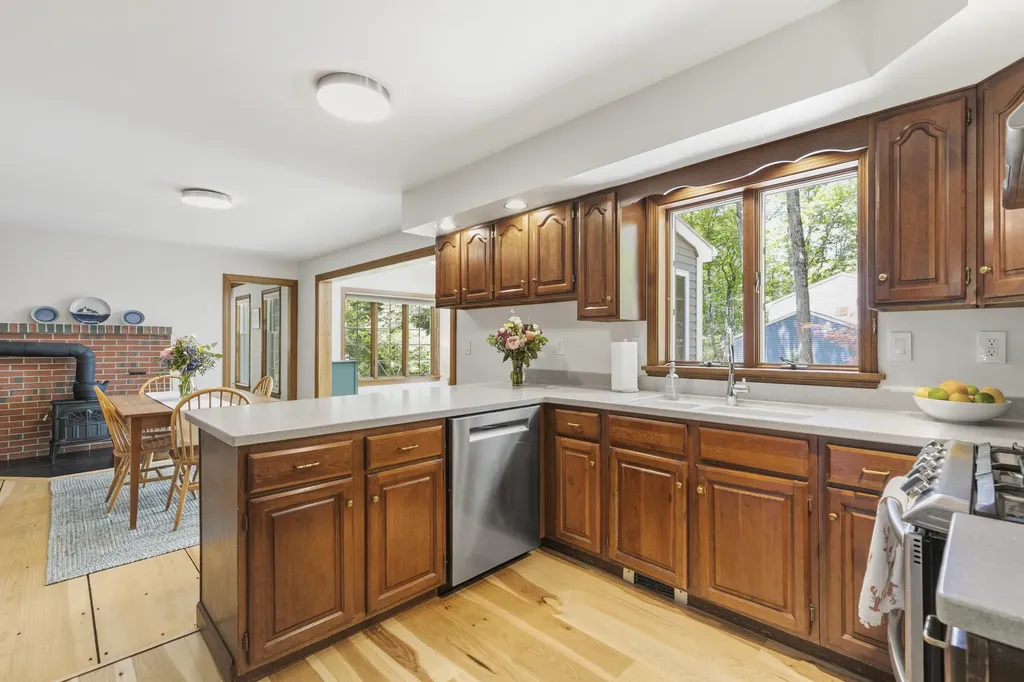 5 Beech Drive Brunswick ME 04011