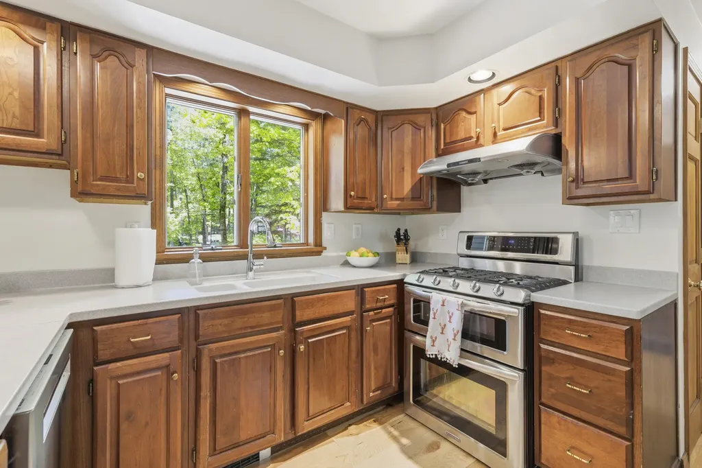 5 Beech Drive Brunswick ME 04011