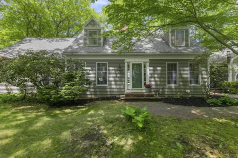 5 Beech Drive Brunswick ME 04011