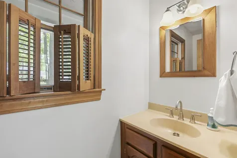 5 Beech Drive Brunswick ME 04011