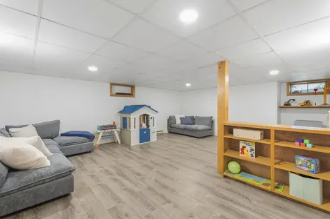 5 Beech Drive Brunswick ME 04011