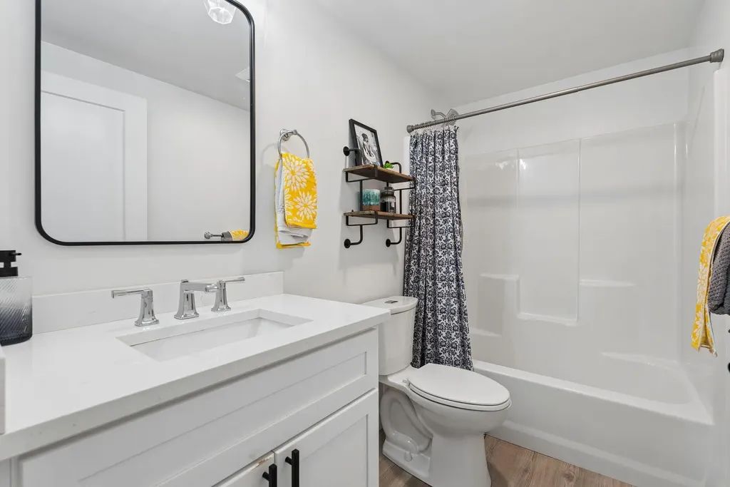 29 Frontrunner Way Scarborough ME 04074