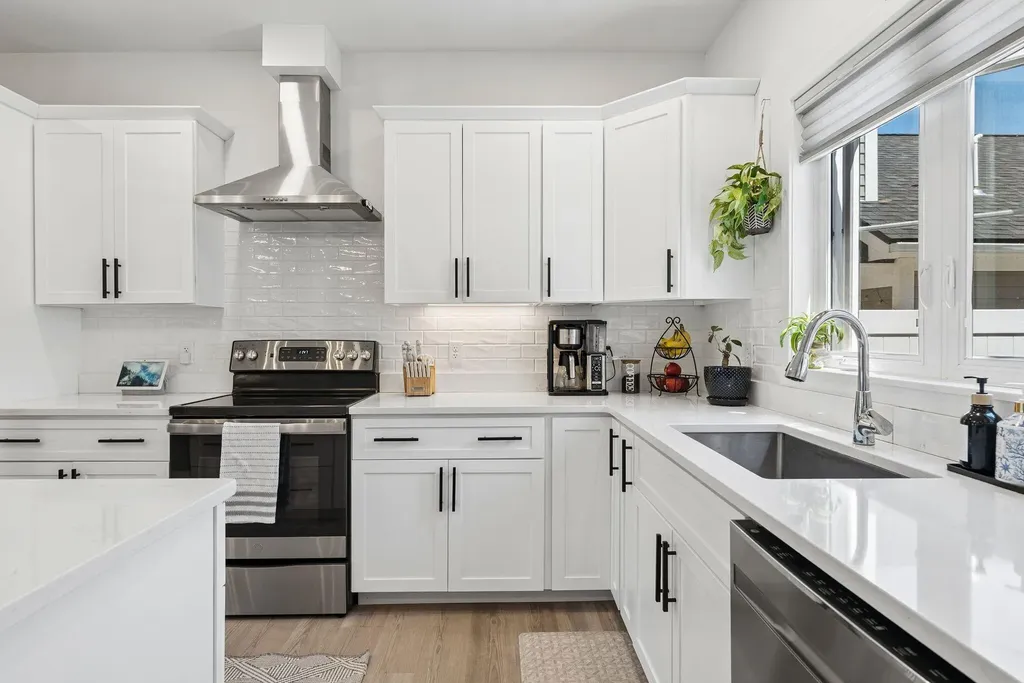 29 Frontrunner Way Scarborough ME 04074