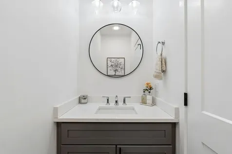 29 Frontrunner Way Scarborough ME 04074