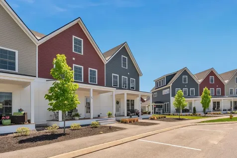 29 Frontrunner Way Scarborough ME 04074