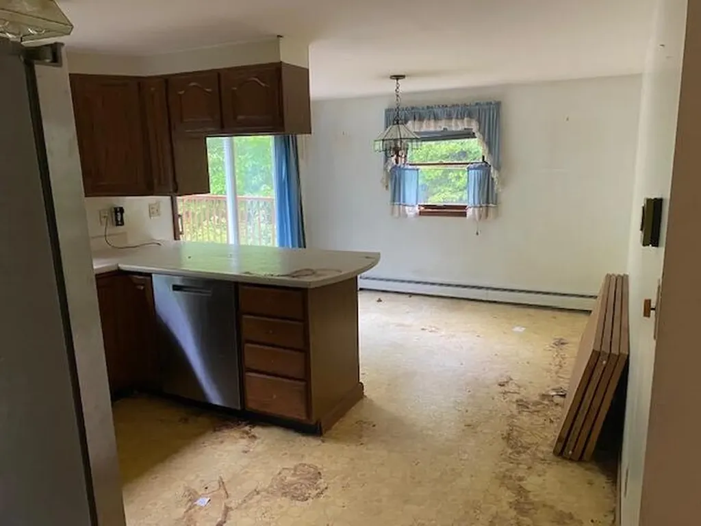48 Blueberry Lane Gray ME 04039