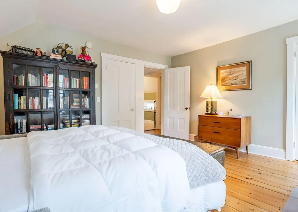 9 Fox Street Portland ME 04101
