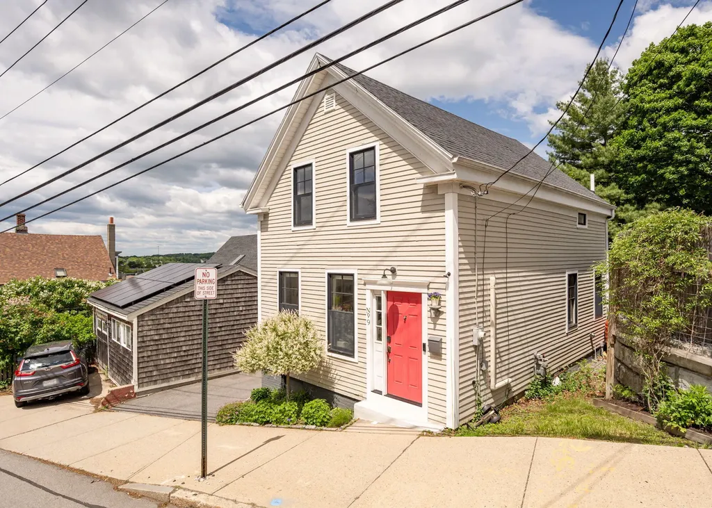 9 Fox Street Portland ME 04101